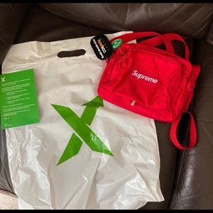 Supreme shoulder bag